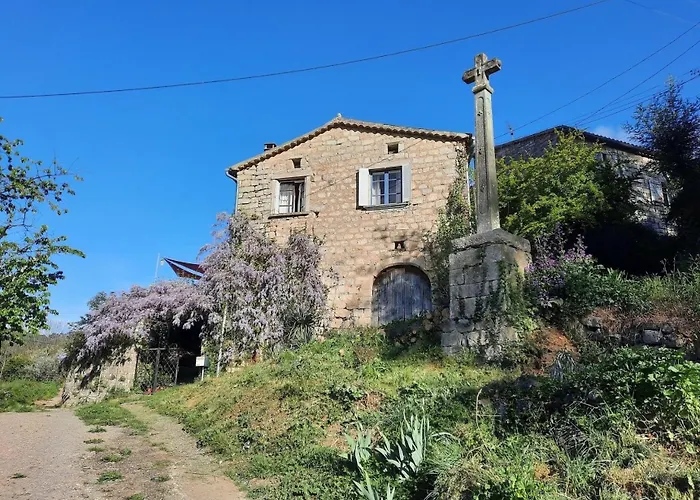 度假居 La Maison De Mamee Sanilhac (Ardeche)